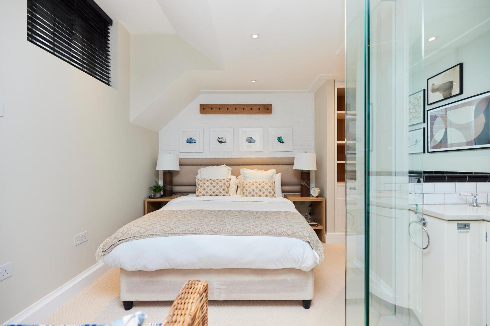 The St. Lukes Garden Place - Spacious 4bdr House With Garden And Terrace * Londen