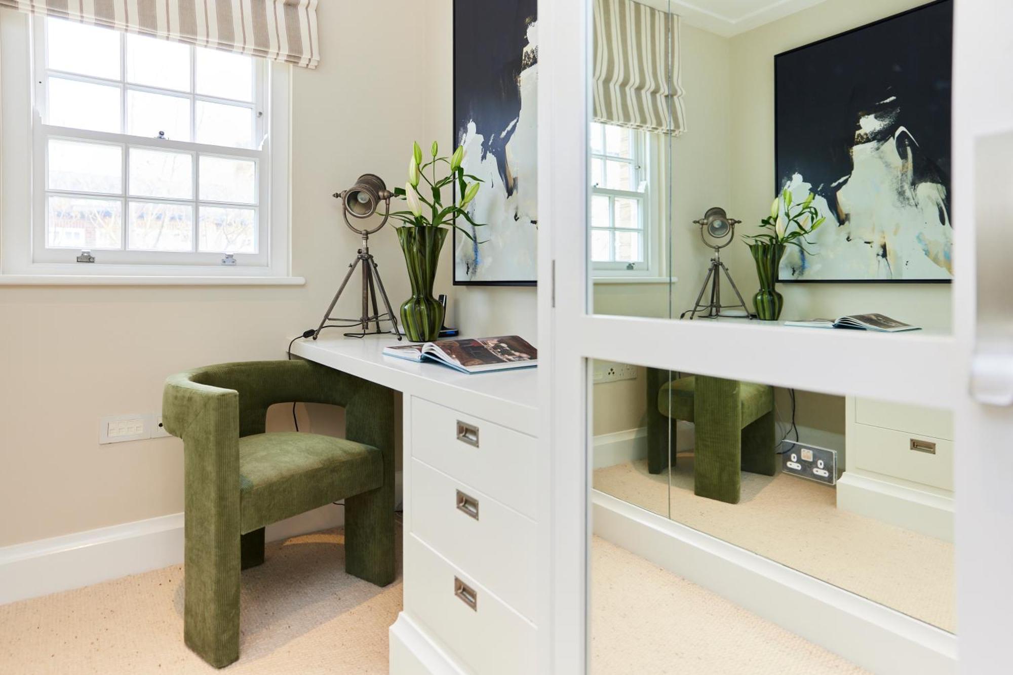 The St. Lukes Garden Place - Spacious 4bdr House With Garden And Terrace Apartamento