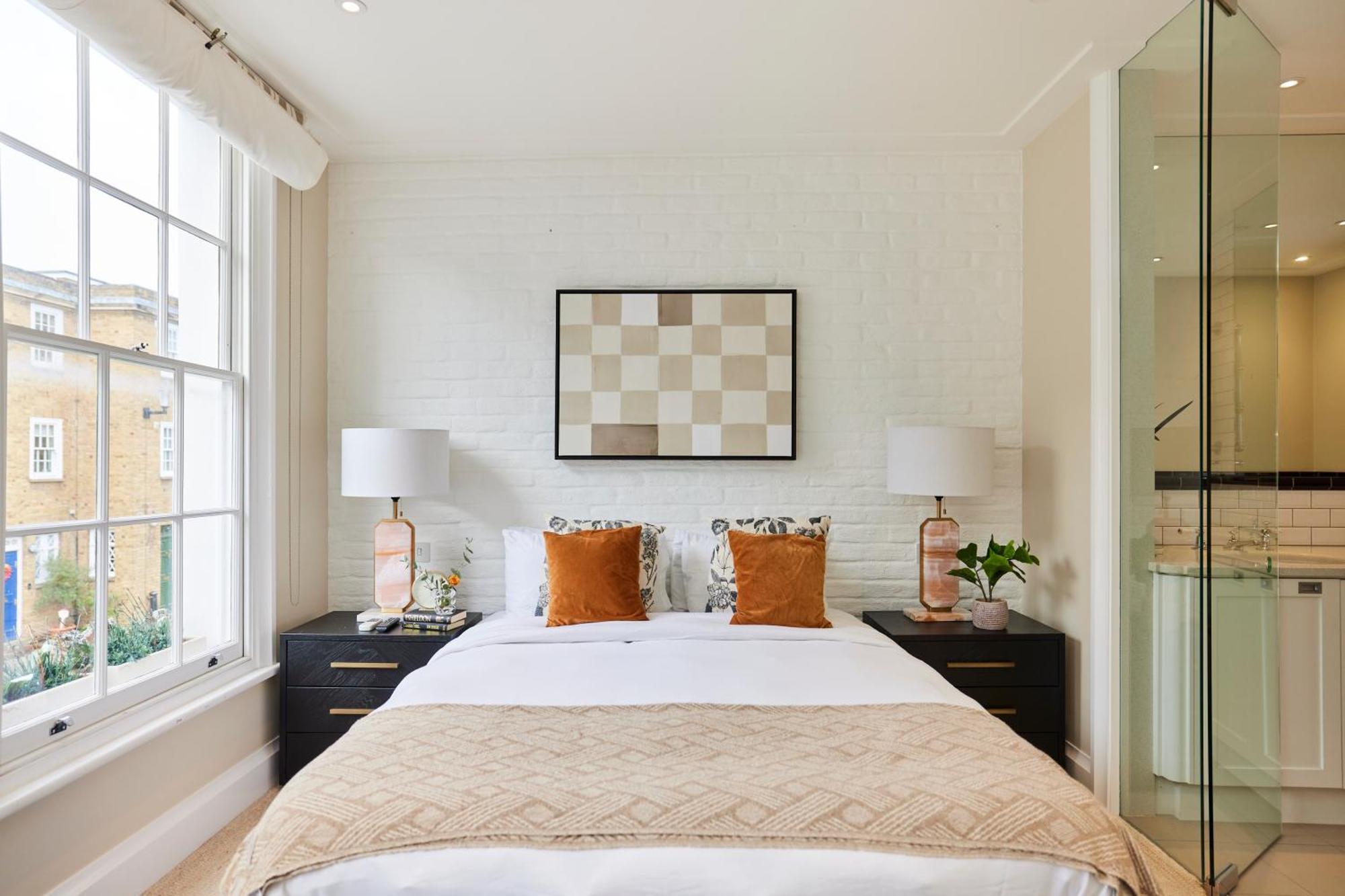 The St. Lukes Garden Place - Spacious 4bdr House With Garden And Terrace