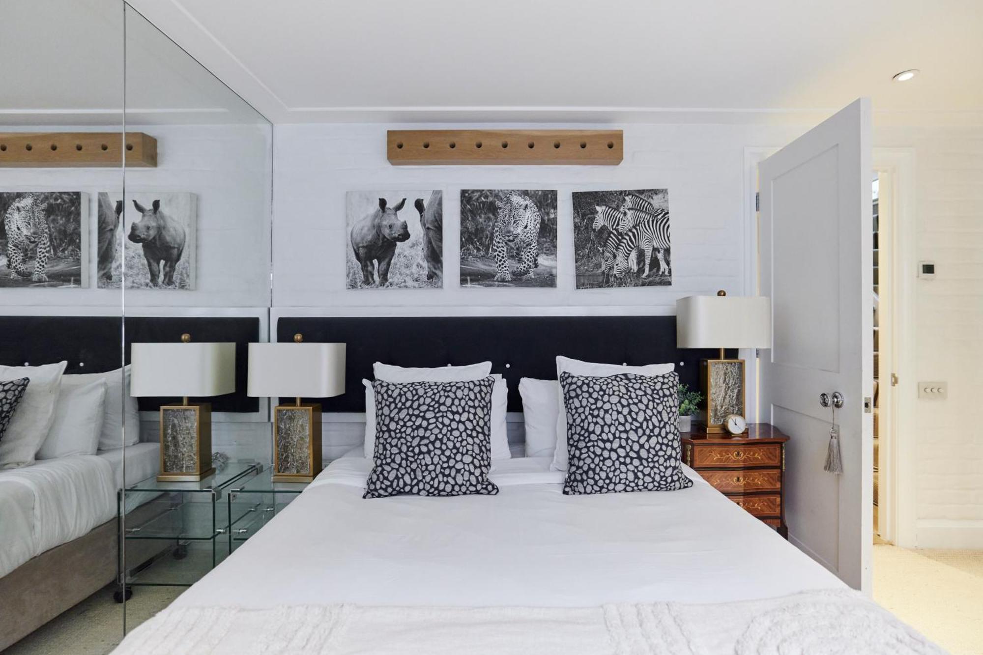 The St. Lukes Garden Place - Spacious 4bdr House With Garden And Terrace Apartamento