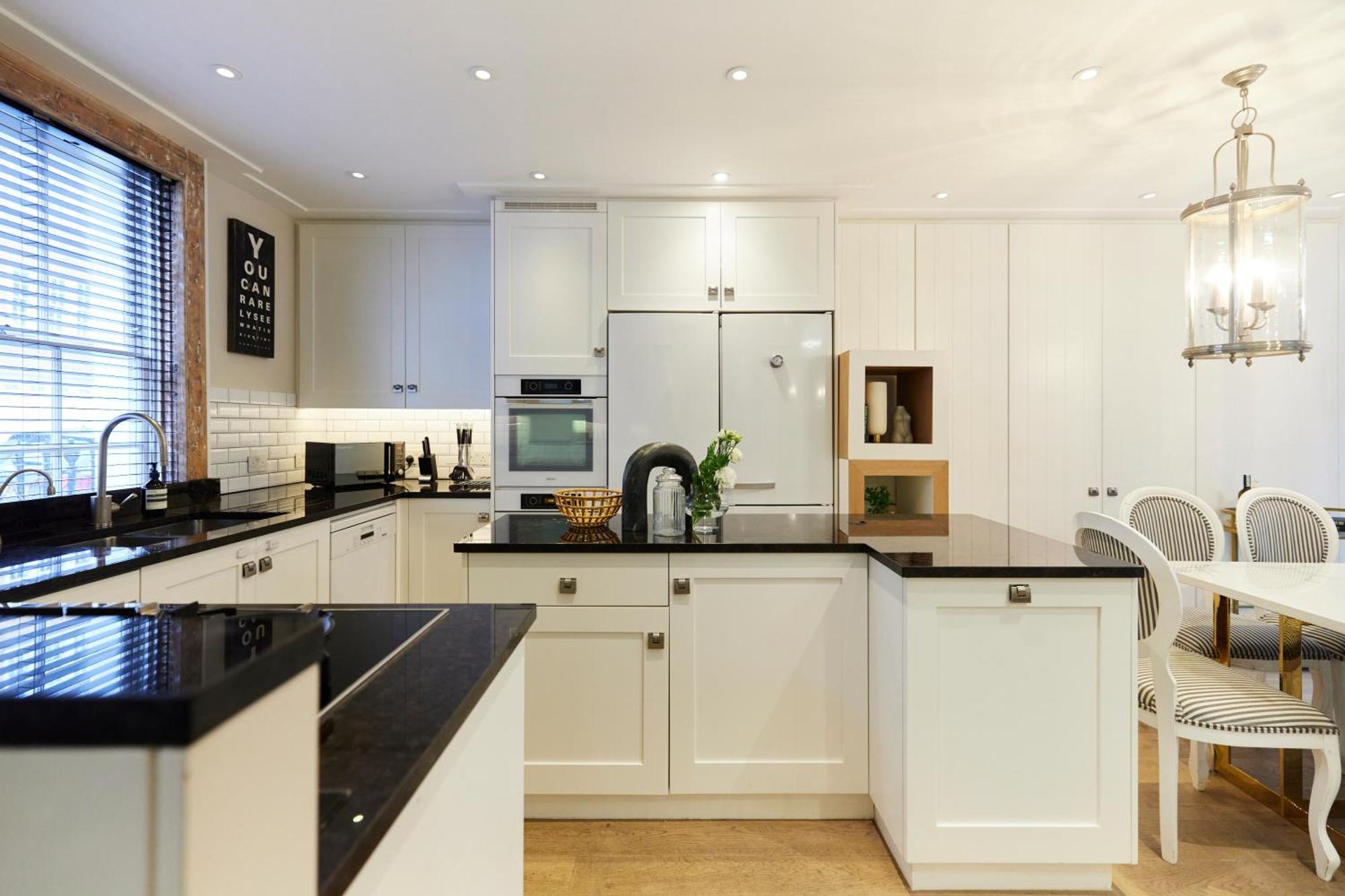 Appartement The St. Lukes Garden Place - Spacious 4bdr House With Garden And Terrace Londen
